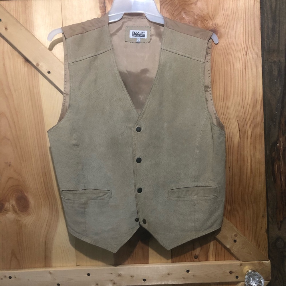 Basic editions Men’s leather vest